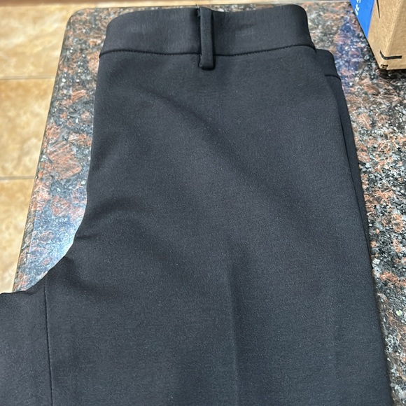 Women’s ELIE TAHARI exclusively for NORDSTROM black straight pant. No flaws 4 - Picture 9 of 9